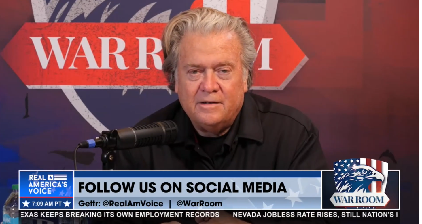 Steve Bannon: "Many, many, many voices" agreed on using the Alien Enemies Act of 1798 to put Ja