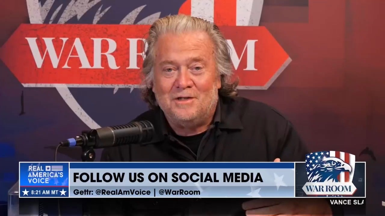 Steve Bannon: "I'm a huge believer in these government shutdowns"